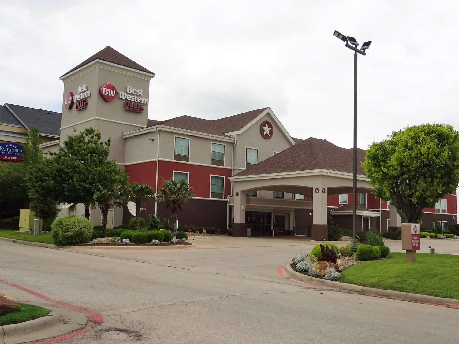 Hotel BEST WESTERN PLUS DENTON INN & SUITES
