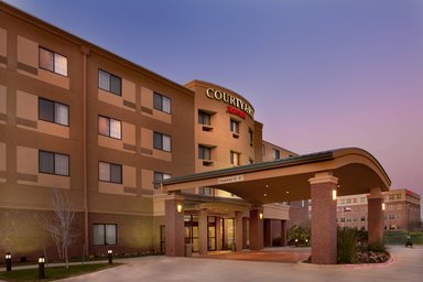 Hotel COURTYARD DENTON