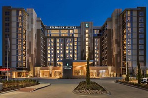 Hotel EMBASSY SUITES BY HILTON DENTON CONVENTION CENTER