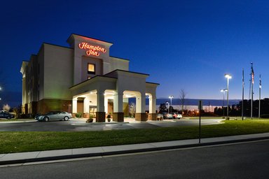 Hotel HAMPTON INN FARMVILLE