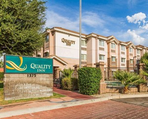 Hotel QUALITY INN AT ASU