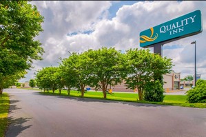 Hotel QUALITY INN SALISBURY