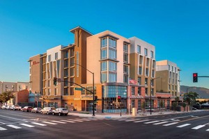 Hotel HILTON GARDEN INN BURBANK DOWNTOWN CA