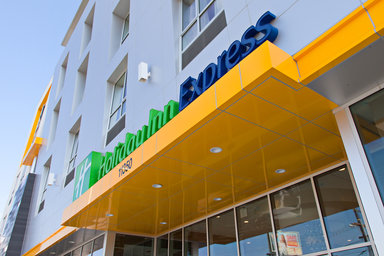 Hotel HOLIDAY INN EXPRESS NORTH HOLLYWOOD - BURBANK AREA