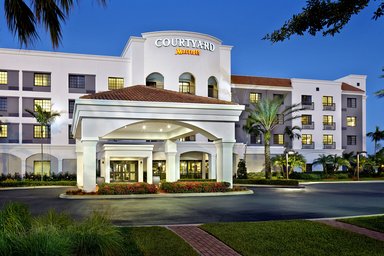 Hotel COURTYARD STUART