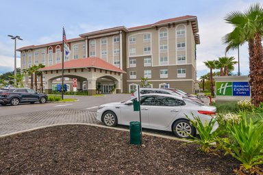 Hotel HOLIDAY INN EXPRESS & SUITES ST. PETERSBURG - MADEIRA BEACH