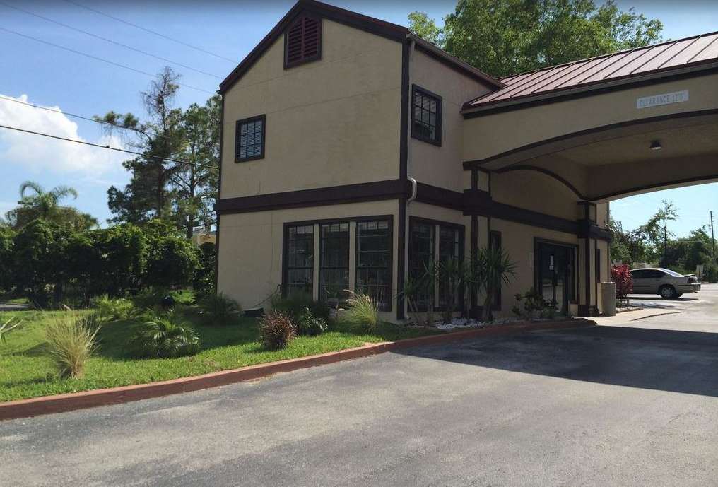 Hotel KNIGHTS INN PALM HARBOR