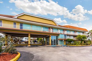 Hotel QUALITY INN CENTRAL