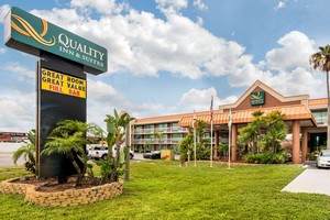 Hotel QUALITY INN & SUITES TARPON SPRINGS