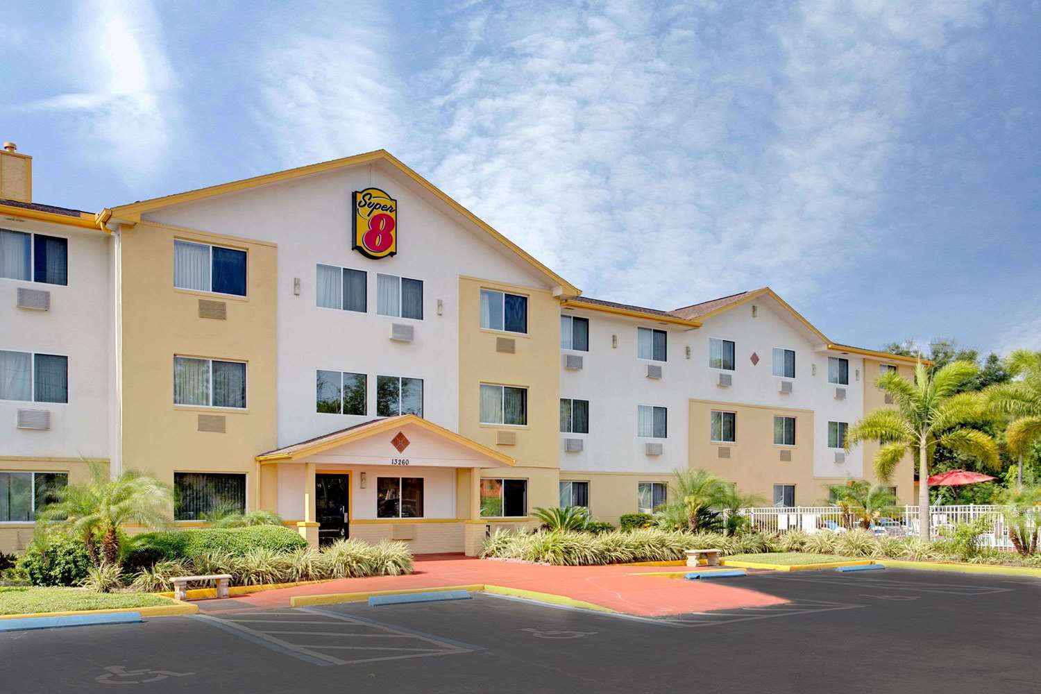 Hotel SUPER 8 CLEARWATER/ST. PETERSBURG AIRPORT