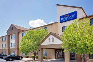 Hotel BAYMONT INN & SUITES IOWA CITY / CORALVILLE