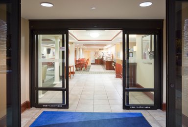 Hotel HOLIDAY INN EXPRESS & SUITES CEDAR RAPIDS-I-380 @ 33RD AVE