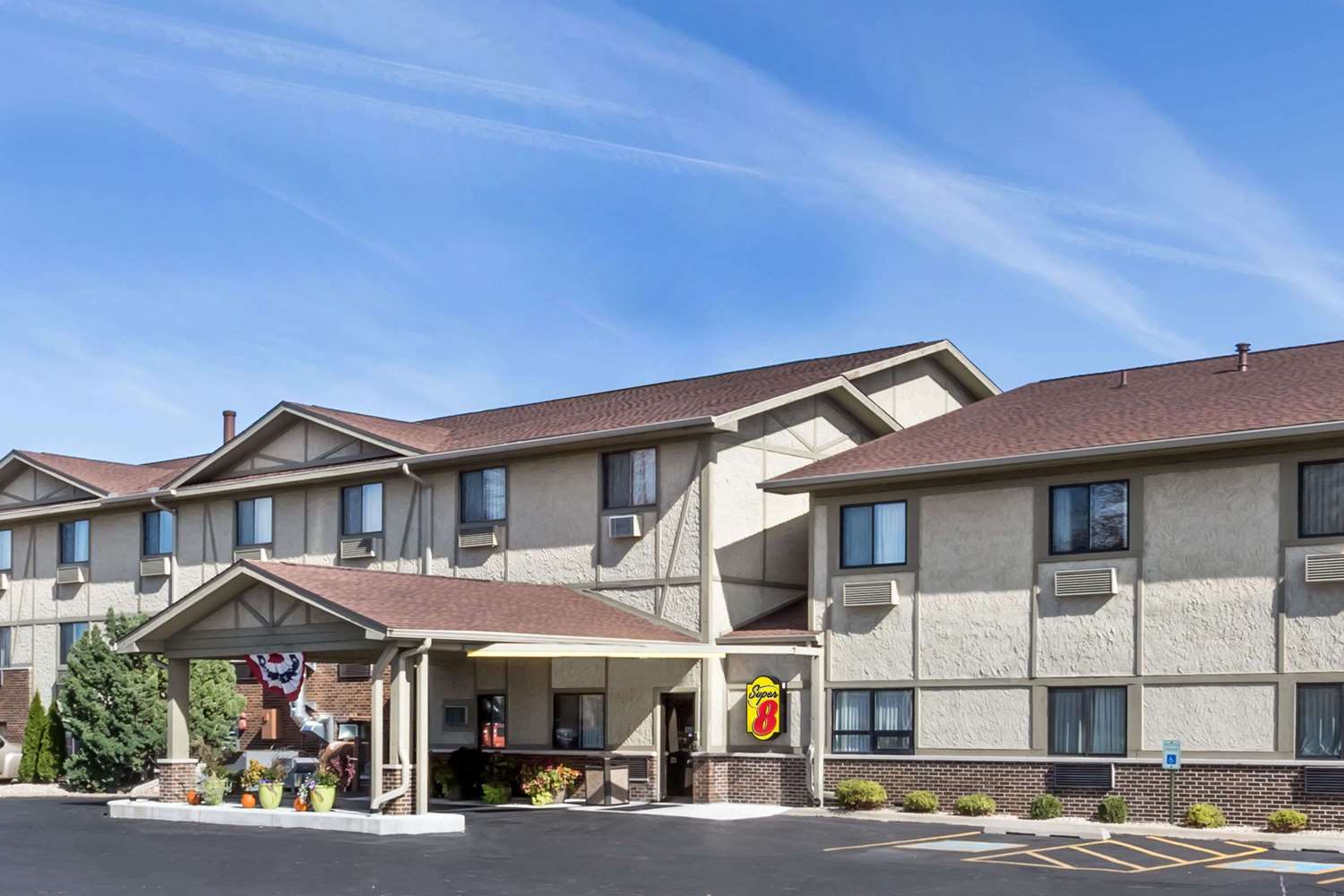 Hotel SUPER 8 BY WYNDHAM OTTAWA STARVED ROCK