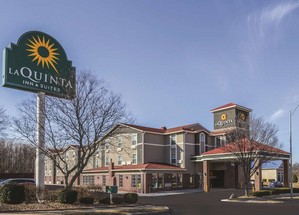 Hotel LA QUINTA INN & SUITES KANSAS CITY AIRPORT