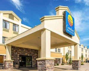 Hotel COMFORT INN & SUITES KANSAS CITY - NORTHEAST