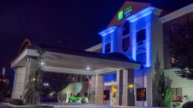 Hotel HOLIDAY INN EXPRESS & SUITES NEWTON SPARTA