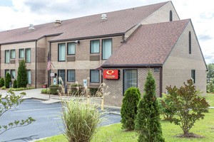 Hotel ECONO LODGE & SUITES