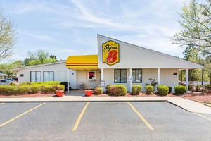 Hotel SUPER 8 ABERDEEN SOUTHERN PINES