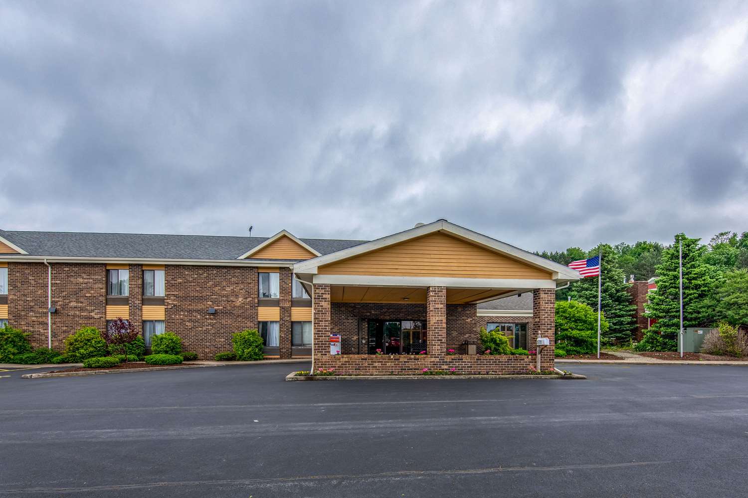 Hotel QUALITY INN