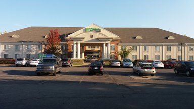 Hotel HOLIDAY INN EXPRESS & SUITES WATERFORD