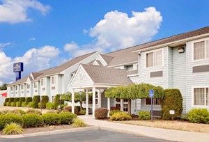 Hotel MICROTEL INN & SUITES BY WYNDHAM WELLSVILLE