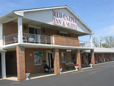 Hotel RED CARPET INN AND SUITES