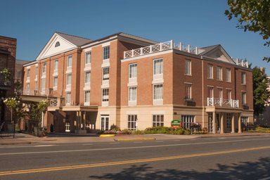 Hotel COURTYARD CHARLOTTESVILLE - UNIVERSITY MEDICAL CENTER
