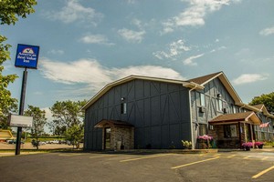 Hotel AMERICAS BEST VALUE INN AND SUITES DETROIT LAKES