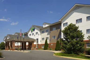 Hotel HOLIDAY INN EXPRESS & SUITES CHARLOTTESVILLE - RUCKERSVILLE