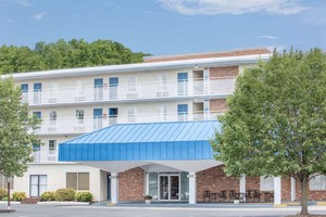 Hotel HOWARD JOHNSON EXPRESS INN STAUNTON