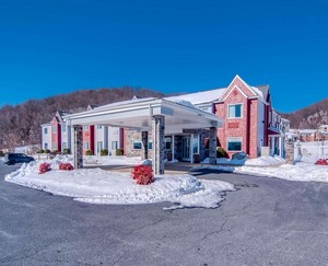 Hotel QUALITY INN & SUITES STAUNTON