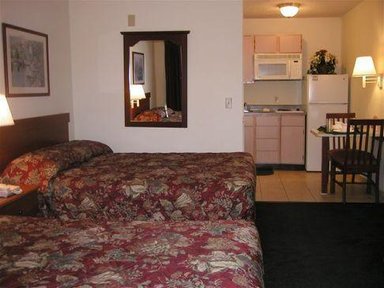 Hotel INTOWN LEWISVILLE DFW AIRPORT