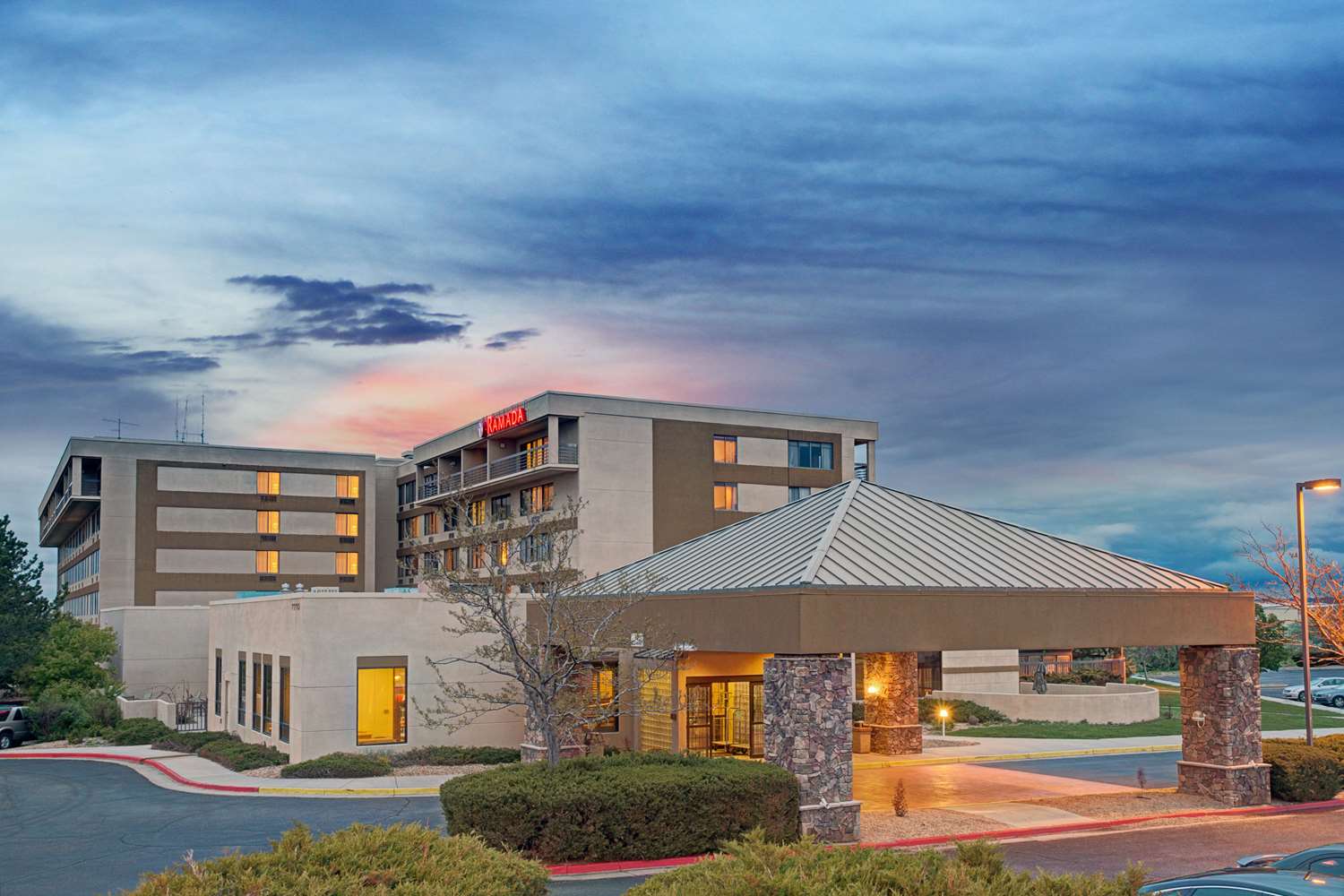 Hotel RAMADA ENGLEWOOD HOTEL & SUITES