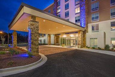 Hotel HOLIDAY INN EXPRESS & SUITES COVINGTON