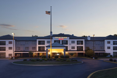 Hotel COURTYARD COLUMBUS TIPTON LAKES