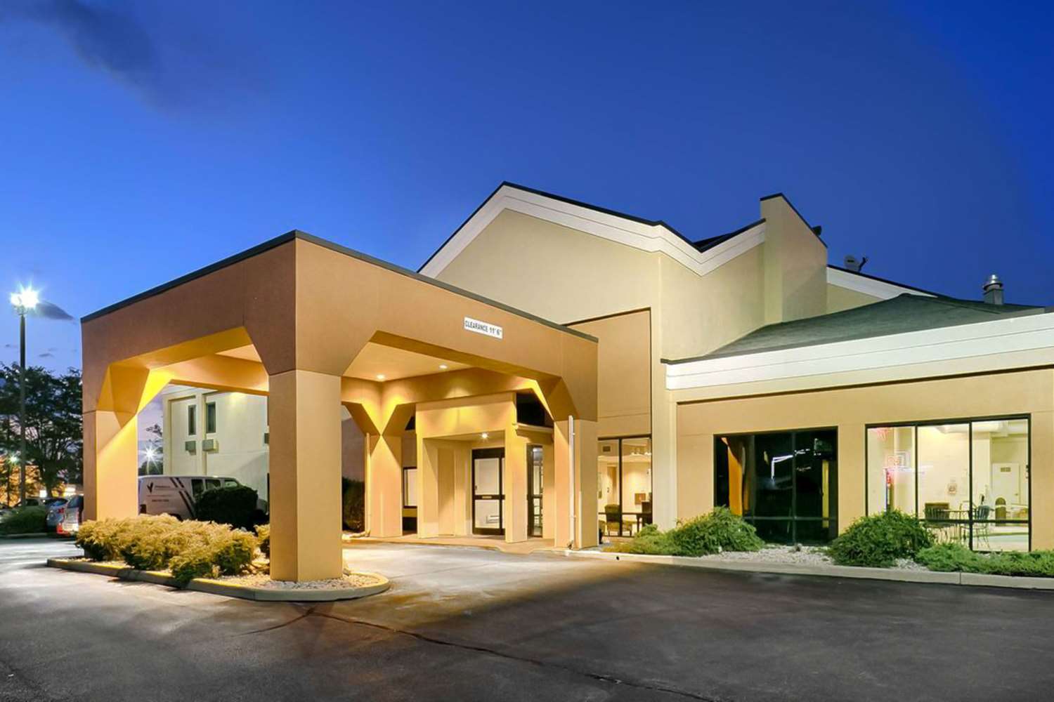 Hotel QUALITY INN & SUITES SOUTHPORT