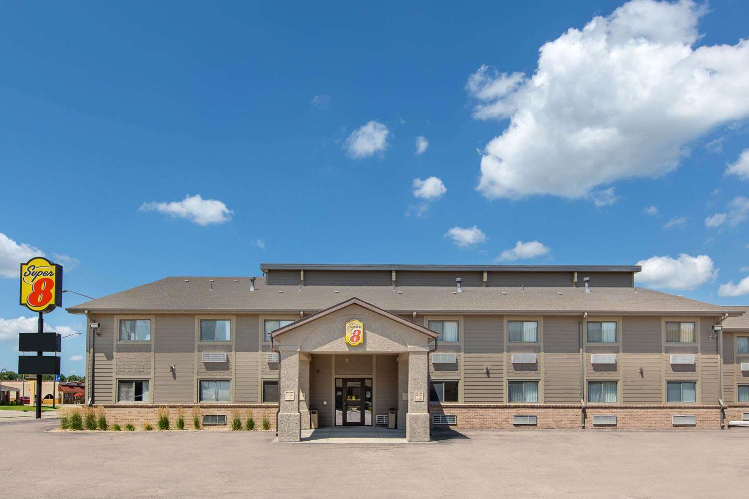 Hotel SUPER 8 BY WYNDHAM, GRAND ISLAND