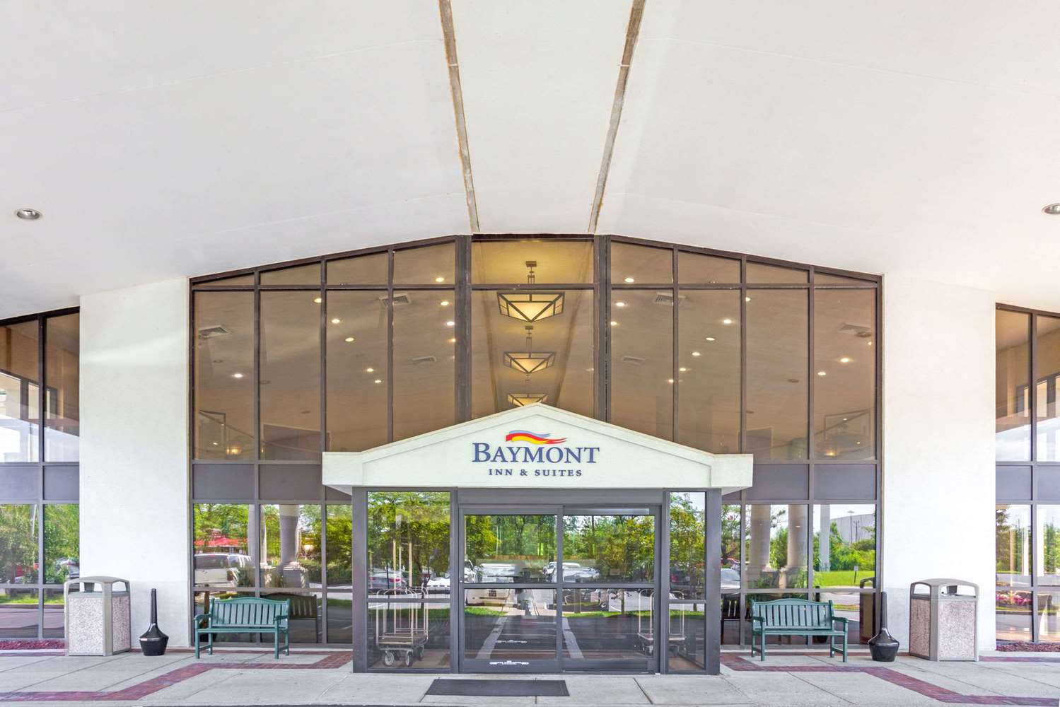 Hotel BAYMONT INN & SUITES LOUISVILLE AIRPORT SOUTH