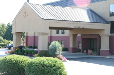 Hotel HAMPTON INN LOUISVILLE-I-65-BROOKS RD