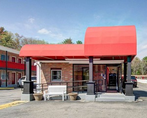 Hotel ECONO LODGE SHARON