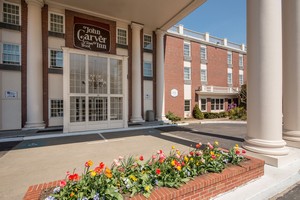 Hotel JOHN CARVER INN AND SPA
