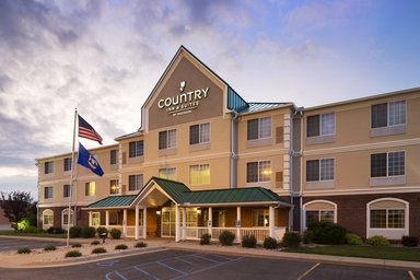 Hotel COUNTRY INN & SUITES BY CARLSON, BIG RAPIDS, MI