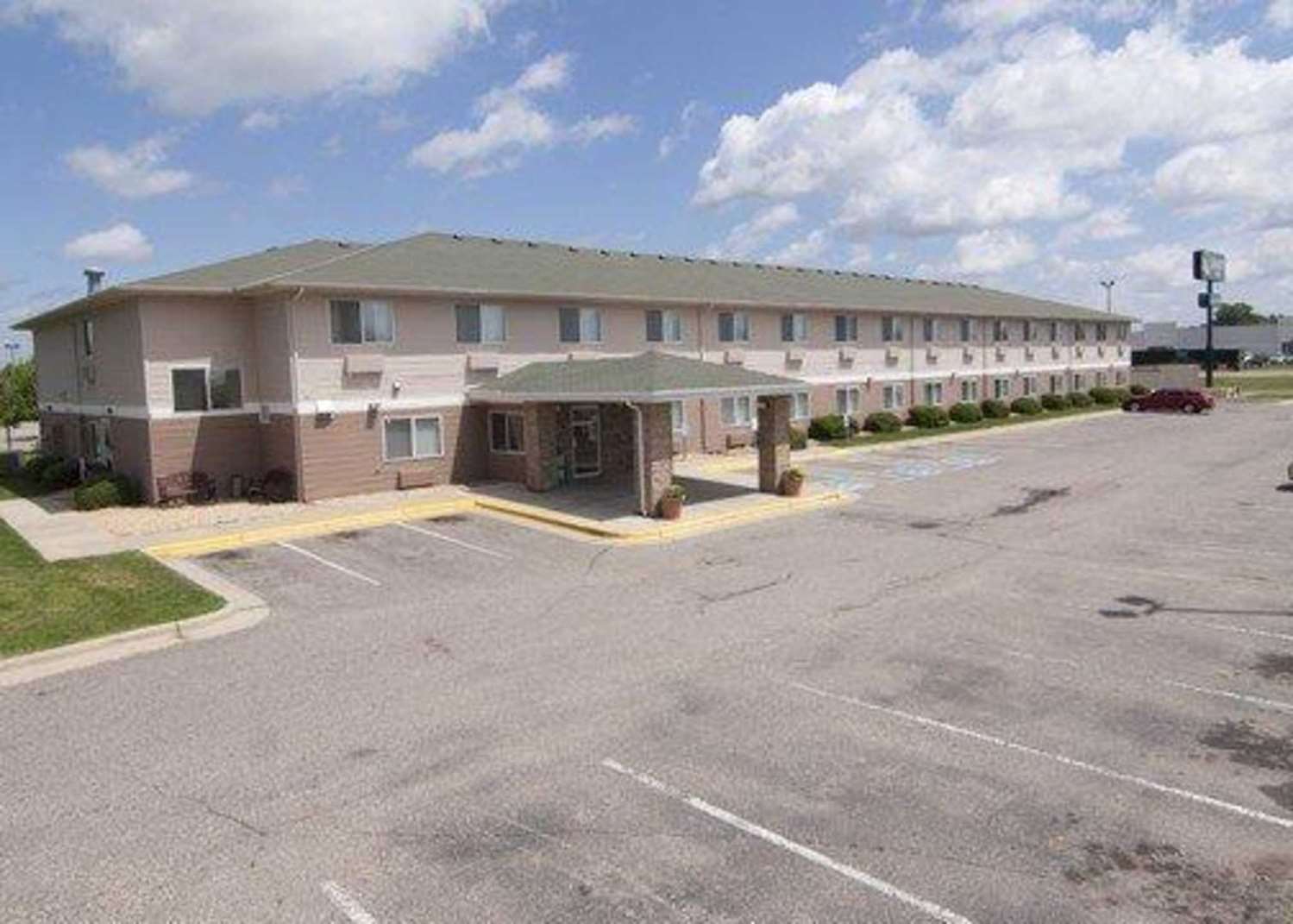 Hotel QUALITY INN AND SUITES MANKATO