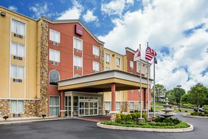 Hotel COMFORT SUITES NEAR GETTYSBURG BATTLEFIELD VISITOR CENTER