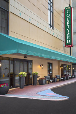 Hotel COURTYARD WILMINGTON DOWNTOWN