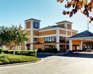 Hotel QUALITY INN & SUITES MATTHEWS - CHARLOTTE