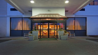 Hotel HOLIDAY INN CONCORD DOWNTOWN