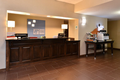 Hotel HOLIDAY INN EXPRESS & SUITES ST MARYS
