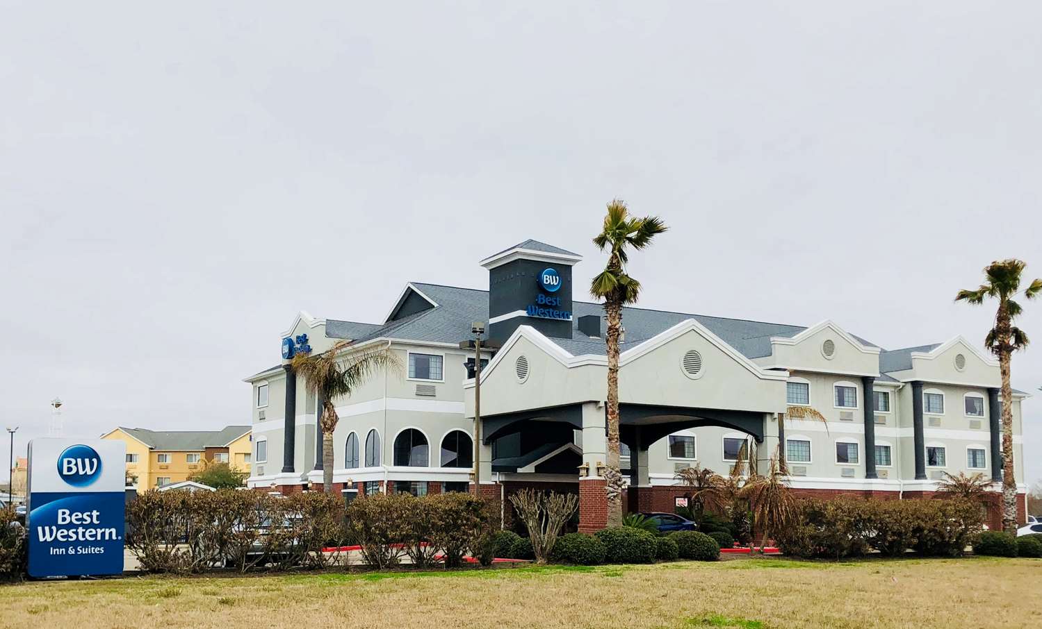Hotel BEST WESTERN MAINLAND INN & SUITES