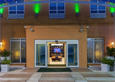 Hotel HOLIDAY INN KEMAH (NEAR BOARDWALK)